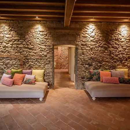 Corte Finzi 4* Сала-Баганца