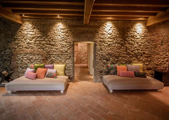 Corte Finzi فندق مبيت وإفطار 4*