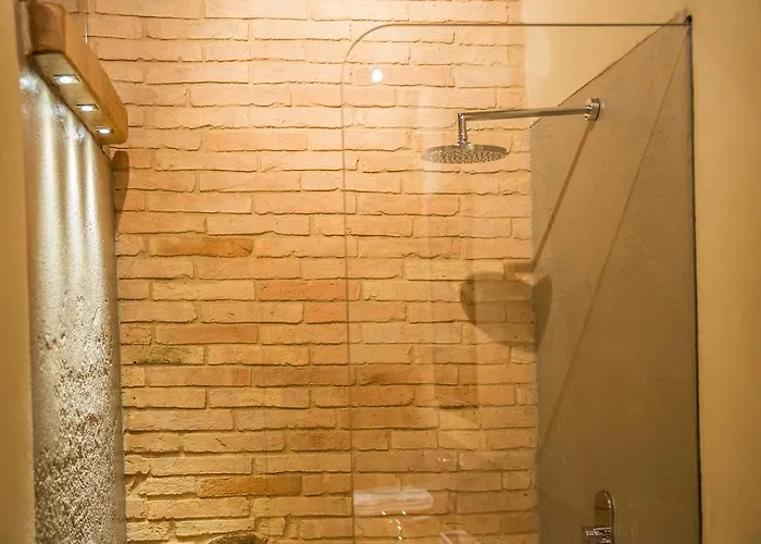 Corte Finzi سالا باغانزا